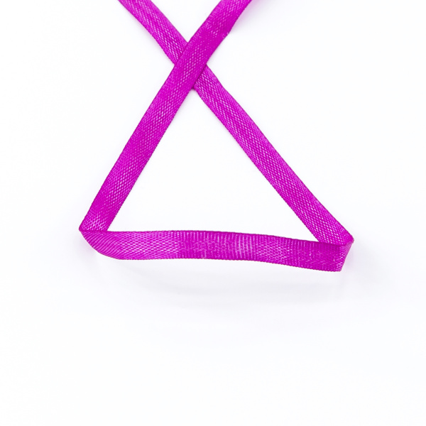 Лента для вышивания SAFISA на блистере, 4 мм, 5 м, цвет 82, темно-лиловый. Арт P111-4мм-82             