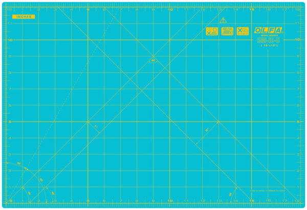 Мат раскройный двусторонний, толщина 1,6 мм, голубой, 45 х 30 см/18'' х 12". Арт RM-IC-C AQUA-RC
