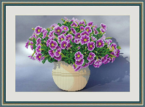 Набор для вышивания бисером «Петунии». Арт Л335