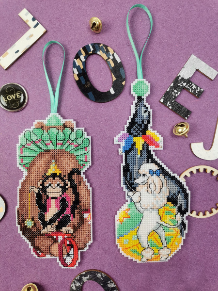 Набор для вышивания на пластиковой канве "Циркачи". Арт 23.001.12