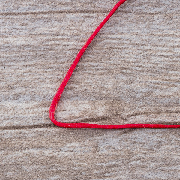 Шнур атласный SAFISA 1,5 мм, 25 м, цвет 14, красный. Арт 470-14                  