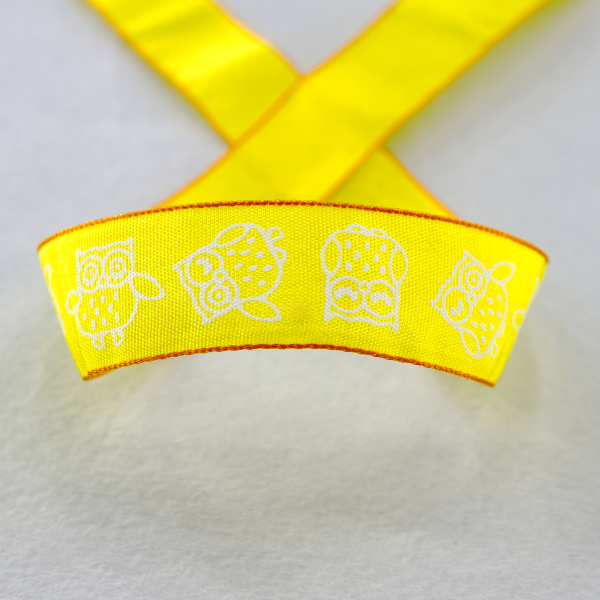 Лента с рисунком SAFISA, 15 мм, 15 м, цвет 32, желтый. Арт 35117-15мм-32