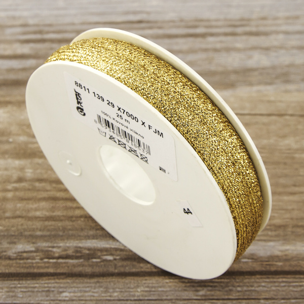 Тесьма PEGA уплощенная с люрексом, цвет золотой, 10,5 мм. Арт 881113929X7000          
