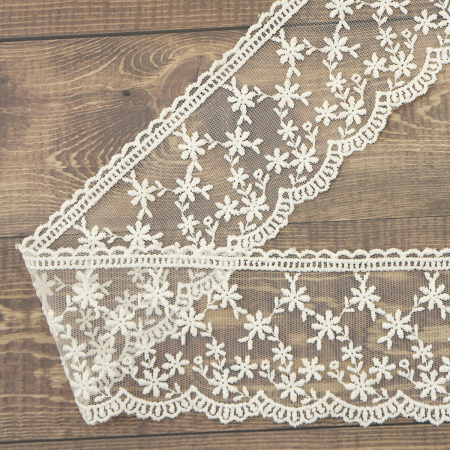 Кружево-вышивка на тюле, 65 мм, цвет молочный, 100% полиэстер, 4,5 м. Арт T-3005.112