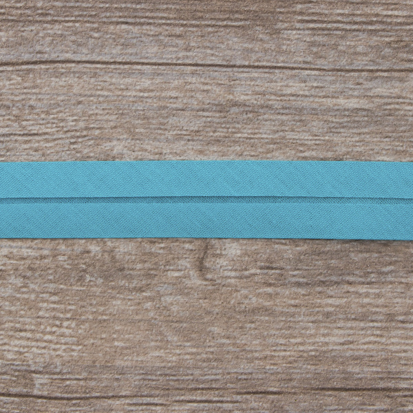 Косая бейка хлопок/полиэстер 20 мм, 25 м, цвет 138, небесно-голубой. Арт 6120-20мм-138