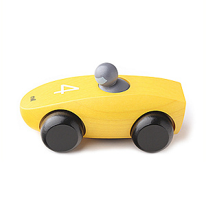 Игрушка детская дизайнерская NAEF BASIC "Car" 3+, подвижная машинка, дерево, цвет желтый, 9,8 см