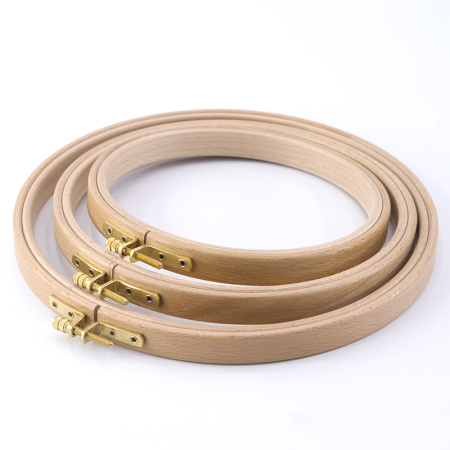 Пяльцы круглые с замком, высота обода 18 мм, диаметр 21,5 см. Арт 209-6                   