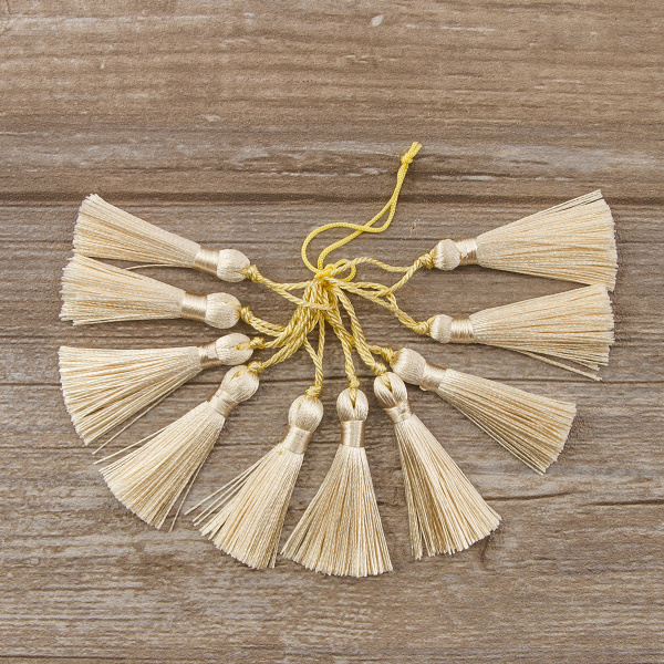 Кисть декоративная на шнуре, длина 45 мм, цвет абрикосовый. Арт KY - 01-col.PE - 2