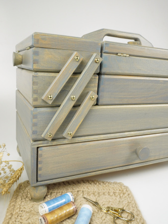 Шкатулка для рукоделия, бук, 4 этажа, античный серый. Арт 31/208/9                