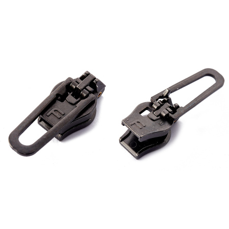 Сменный бегунок для металлических молний. Арт 167.02.BK