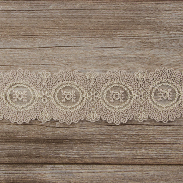 Кружево-вышивка на тюле, 35 мм. Арт 42231/F3