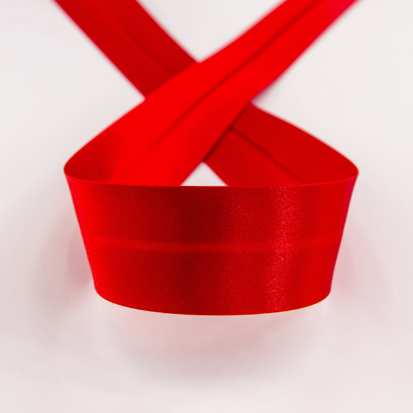 Косая бейка атласная 30 мм, 25 м, цвет 14, красный. Арт 6260-30мм-14            