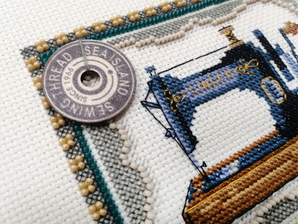 Набор для вышивания "Швейная машинка". Арт 13.003.24