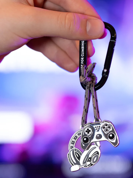 Брелок TROIKA "GAMING". Арт KR25-03-BK