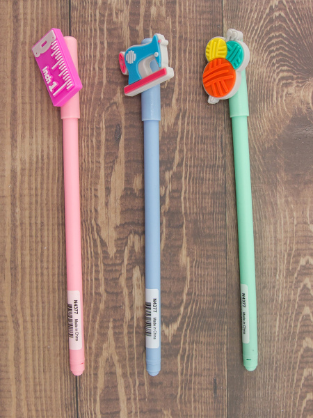 Ручки гелевые 0,5 мм, 3 швейных дизайна, цвет чернил черный. Арт N4377/1