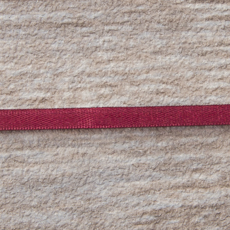 Лента для вышивания SAFISA на блистере, 4 мм, 5 м, цвет 30, бордо. Арт P111-4мм-30             