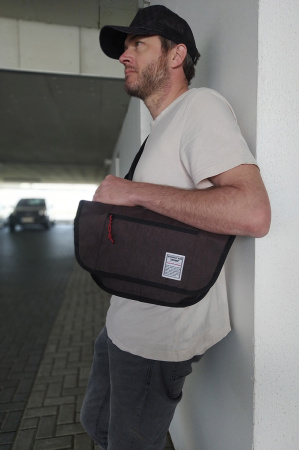 Сумка через плечо  TROIKA. Арт BBG59/GY