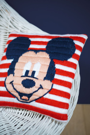 Набор для вышивания подушки "Микки Маус (Disney)". Арт PN-0169220