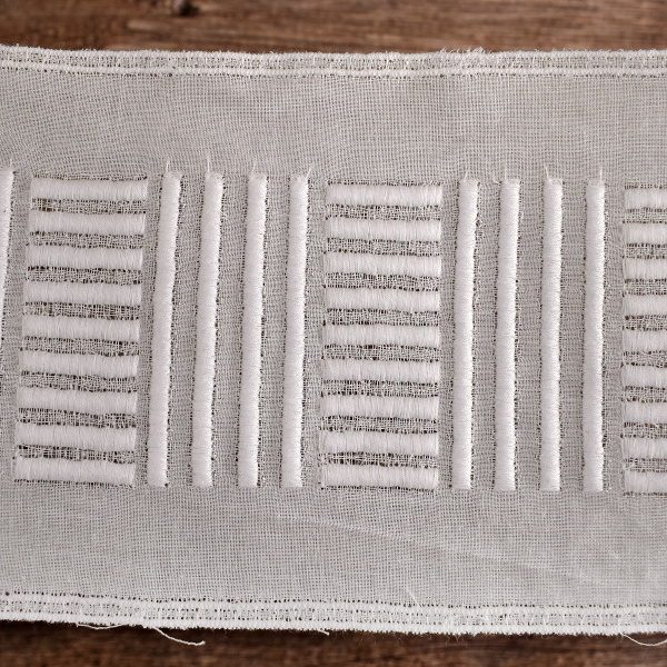 Шитье-вышивка на батисте, прошва, 95 мм, цвет белый. Арт 35498/B