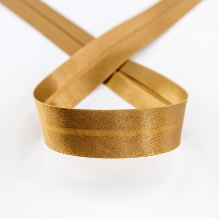 Косая бейка атласная 20 мм, 25 м, цвет 64, молочный шоколад. Арт 6260-20мм-64            