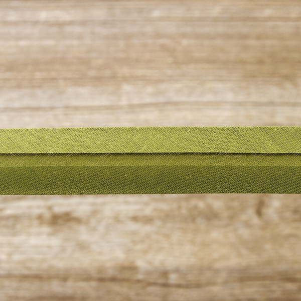 Косая бейка хлопок/полиэстер 20 мм, 25 м, цвет 28, защитный. Арт 6120-20мм-28            