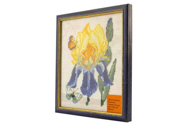 Вышитая картина "Ирисы". Арт Модель 01.032.03        