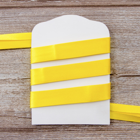 Косая бейка атласная  на блистере SAFISA, 20 мм, 2,5 м, цвет 32, желтый. Арт P06260-20мм-32          