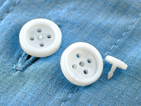 Пуговица-заклепка, 11 мм, цвет белый. Арт 441.11.WHIT