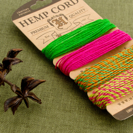 Шнуры на блистере HEMPTIQUE #20 - 1 мм, 4 цвета по 4,6 м. Арт HC20SHIN1