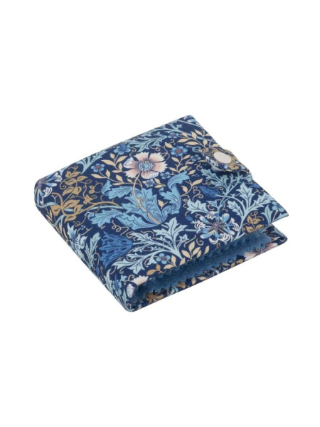 Органайзер-книжка с комплектом игл, булавок и ножницами, 9 х 9 см. Арт MRNCL.674