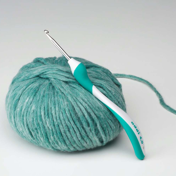 Крючок, вязальный с эргономичной пластиковой ручкой addiSwing Maxi №3,5, 17 см. Арт 141-7/3.5-17