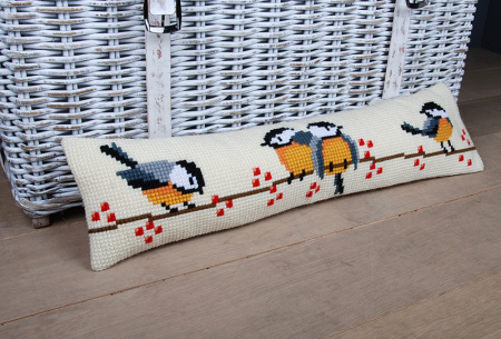 Набор для вышивания подушки от сквозняка "Синицы". Арт PN-0187904