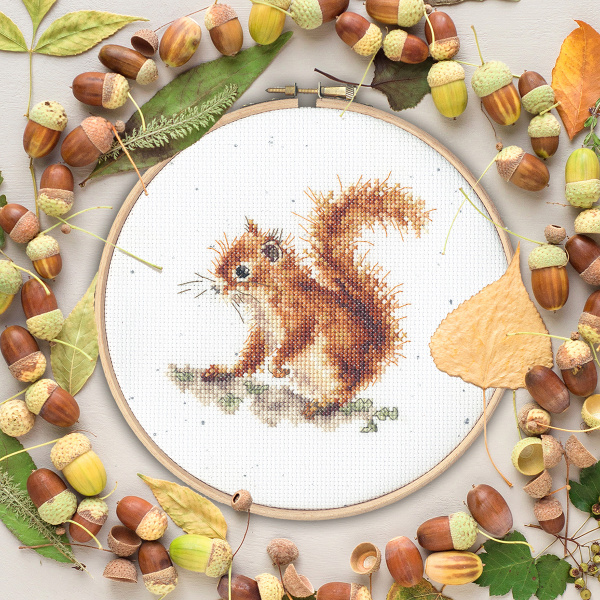 Набор для вышивания "Acorns". Арт XHD116P