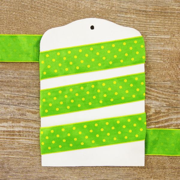 Лента с рисунком SAFISA, 25 мм, 15 м, цвет 62, майская зелень. Арт 25314-25мм-62