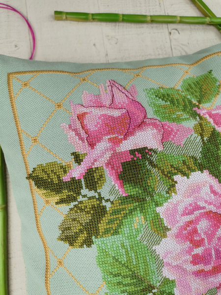 Набор для создания наволочки "Розовые розы". Арт 14.001.36