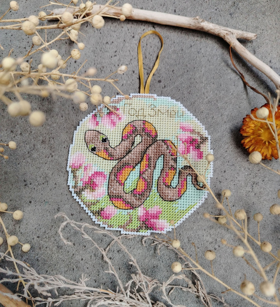 Набор для вышивания на пластиковой канве "Символ мудрости". Арт 23.001.06