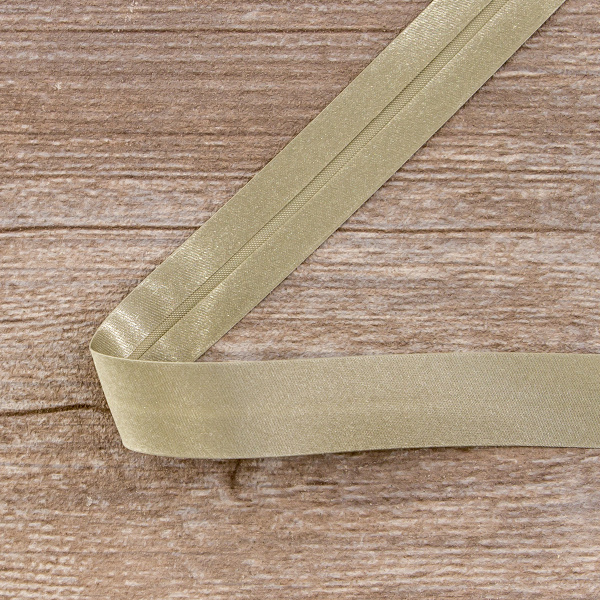 Косая бейка атласная 20 мм, 25 м, цвет 67, серо-зеленый темный. Арт 6260-20мм-67            