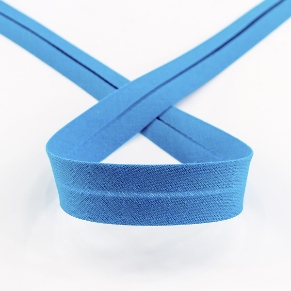 Косая бейка хлопок/полиэстер 20 мм, 25 м, цвет 16, сине-голубой. Арт 6120-20мм-16            