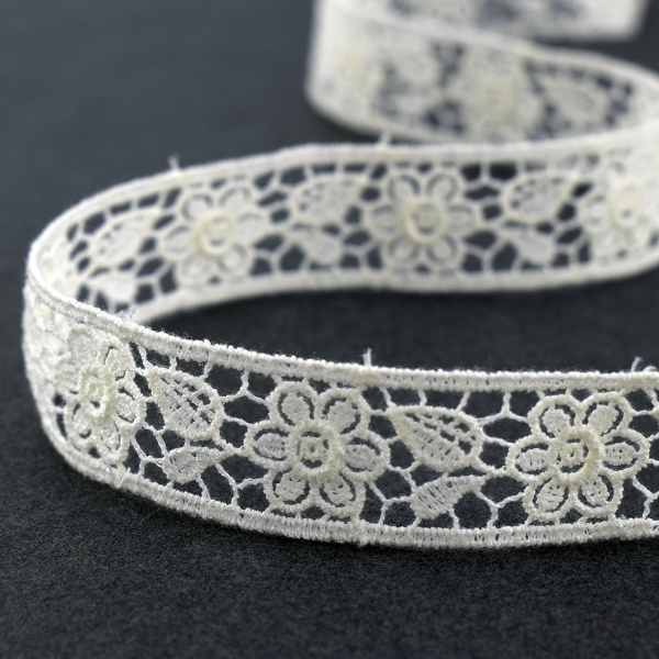 Гипюр, 20 мм, цвет шампань. Арт K049/72