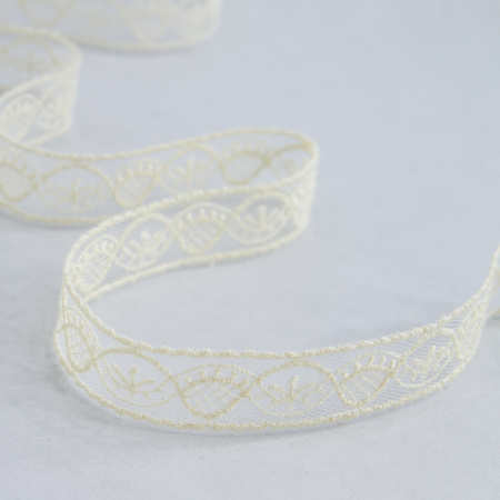 Вышивка на тюле, 19 мм, цвет экрю. Арт I643/02