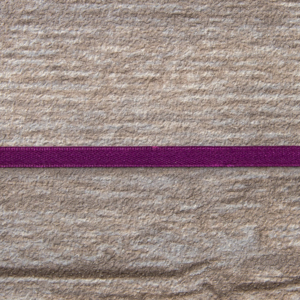 Лента для вышивания SAFISA на блистере, 4 мм, 5 м, цвет 58, сливовый. Арт P111-4мм-58             