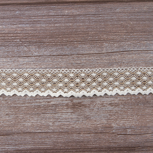 Мерсеризованное хлопковое кружево, 30 мм, цвет белый с бежевым. Арт 2021/Z1
