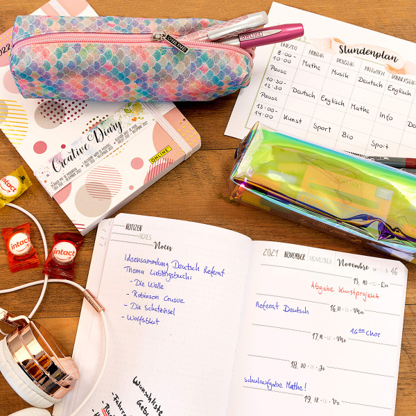 Пенал для ручек "Pencil Case" на молнии, 22 х 7 х 7 см, пвх, радужный рисунок с глиттерами "Чешуйки". Арт 03998/6 