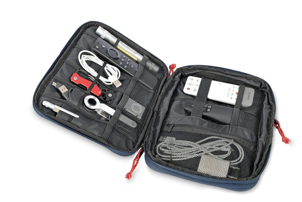 Кабельный органайзер TROIKA. Арт BGO34/DB