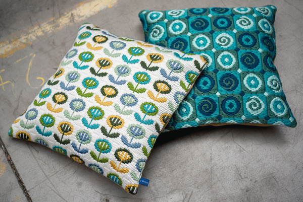 Набор для вышивания подушки "Цветы". Арт PN-0153760