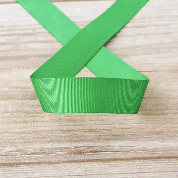 Лента репсовая SAFISA, 25 мм, 25 м, цвет 25 зеленый. Арт 350-25мм-25