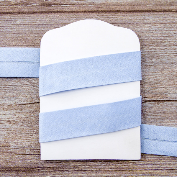 Косая бейка хлопок/полиэстер на блистере, 30 мм, 2,5 м, цвет 04, светло-голубой. Арт P06120-30мм-04          