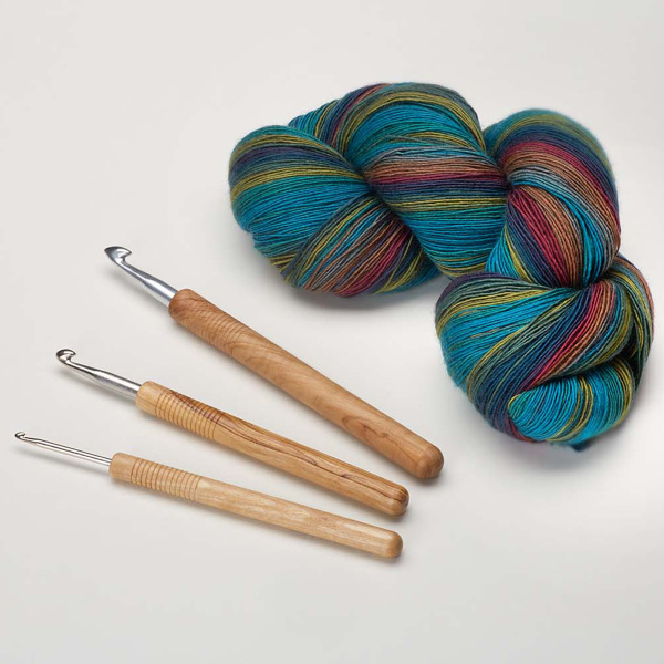 Крючок, вязальный с ручкой из оливкового дерева, addiNature №4, 15 см. Арт 577-7/4-15