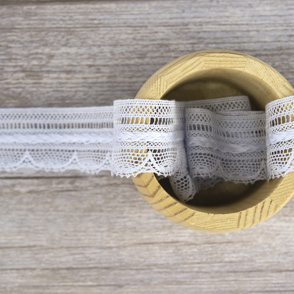 Мерсеризованное хлопковое кружево, 33 мм, цвет светло-голубой. Арт 2177/19