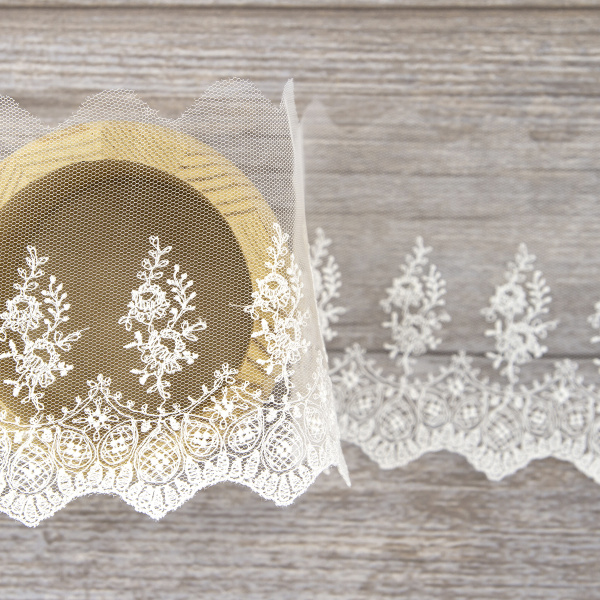 Вышивка на тюле, 91 мм, цвет белый. Арт I661/01